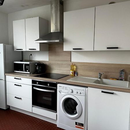 Charmant Appartement T1 Macon Exterior photo