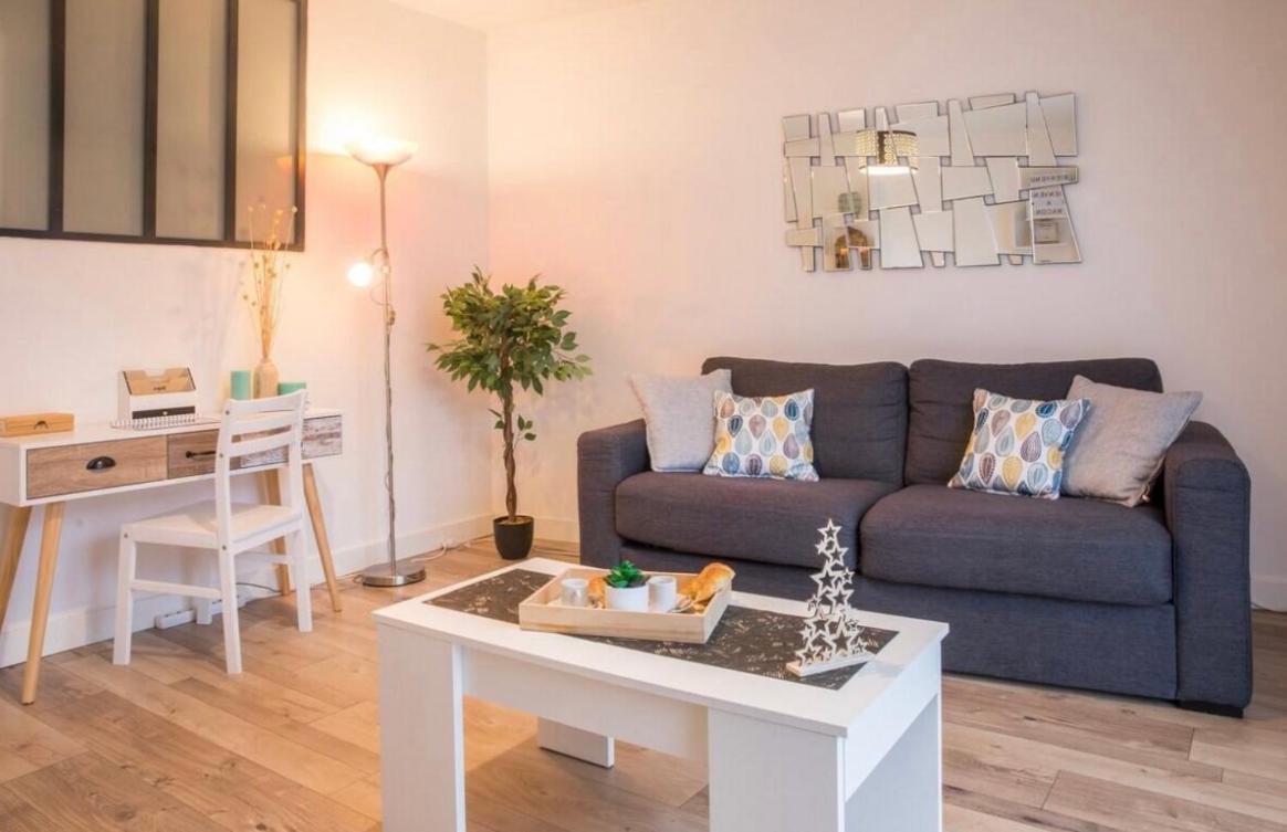 Charmant Appartement T1 Macon Exterior photo